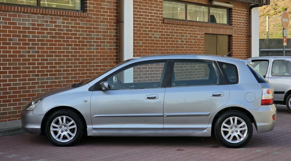 Honda Civic 1.4i 90cv