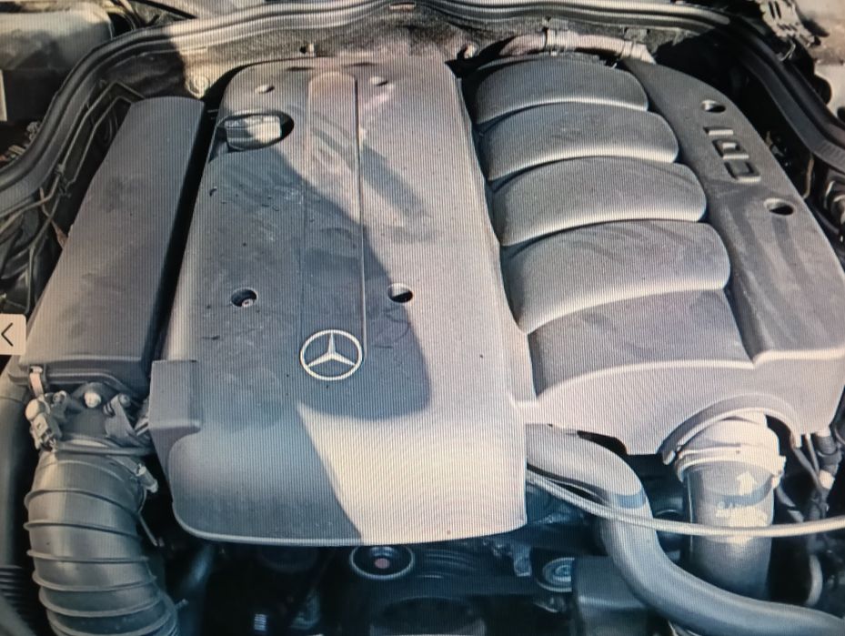 Mercedes W211 Guarda lamas da frente esquerdo e direito para os Anos de 2002/2003/2004/2005/2006/2007/2008/2009