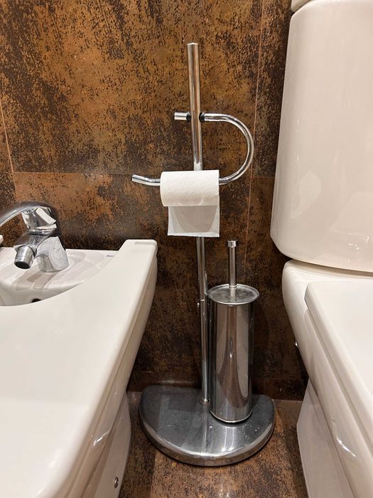 Suporte papel higienico e piaçaba