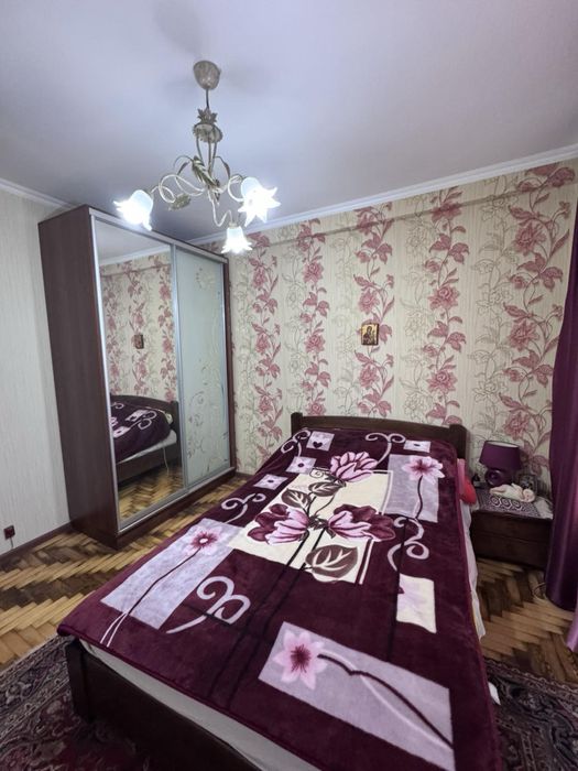 Продаётся 2 ком.кв.ул. Запорожская в Александровском районе!