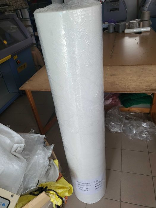 Włóknina 35g szer.1540 mm 450 m2