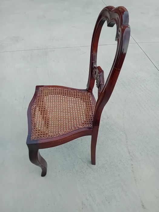 6 cadeiras românticas em palhinha