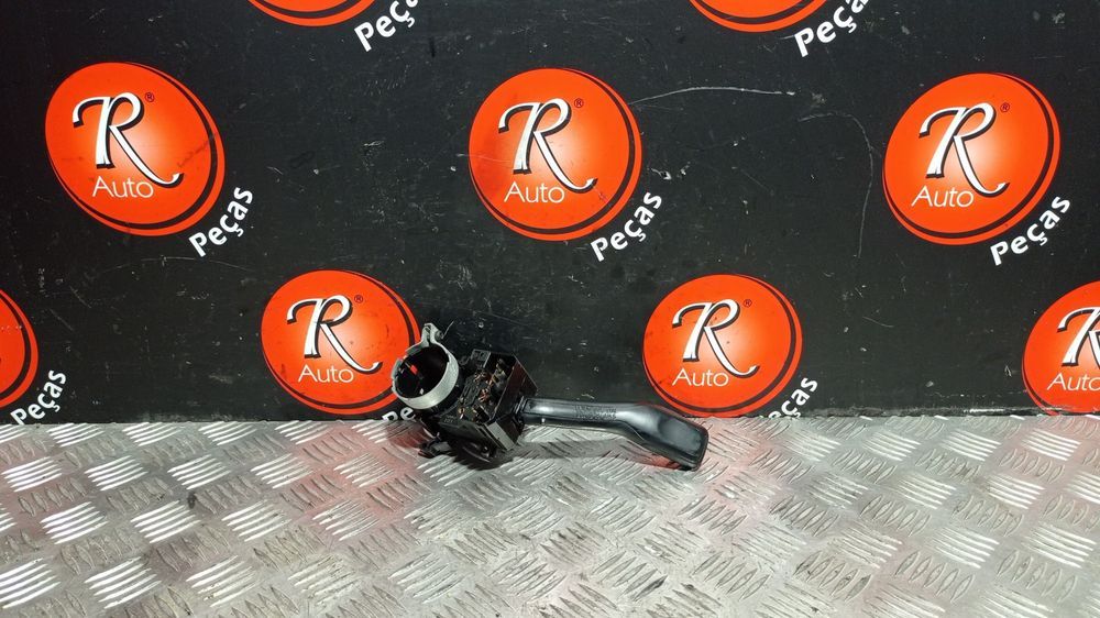 Manete Dos Piscas Volkswagen Golf Iv (1J1)
