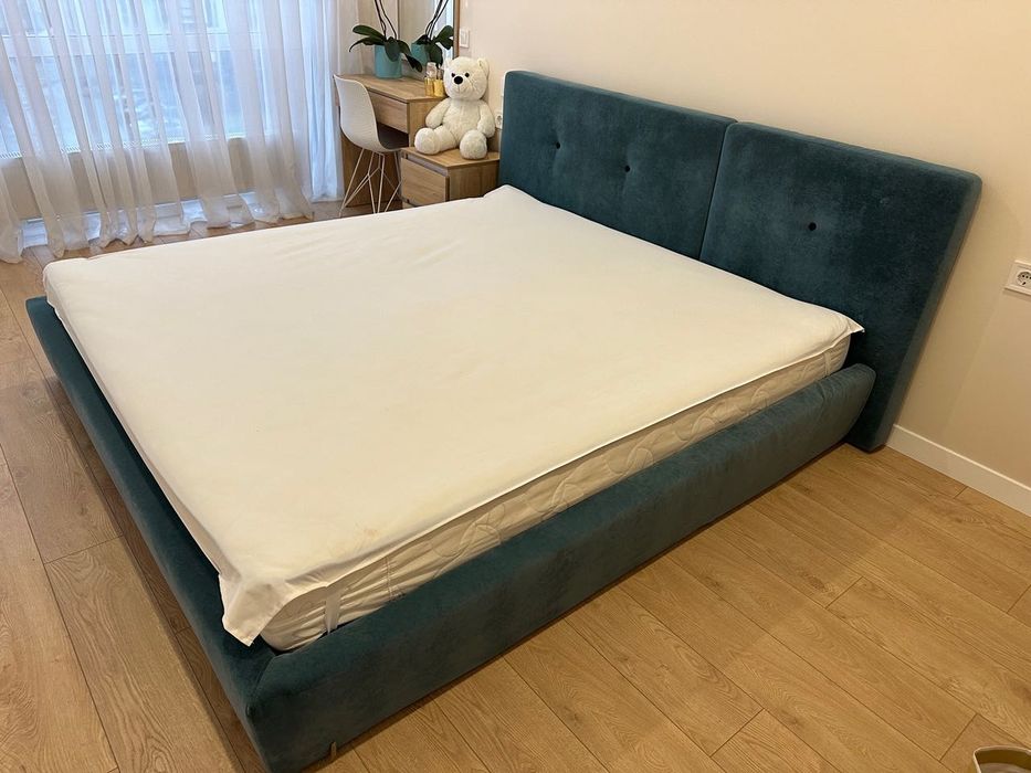 Продається фірмове ліжко INTERIA 2000х2000, велюр