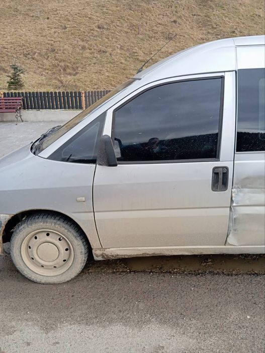 Сітроєн джампі 2003