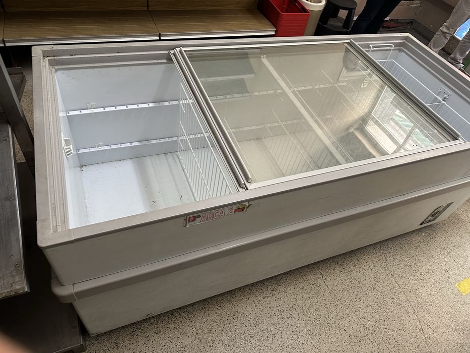 Equipamento frigorifico e outros