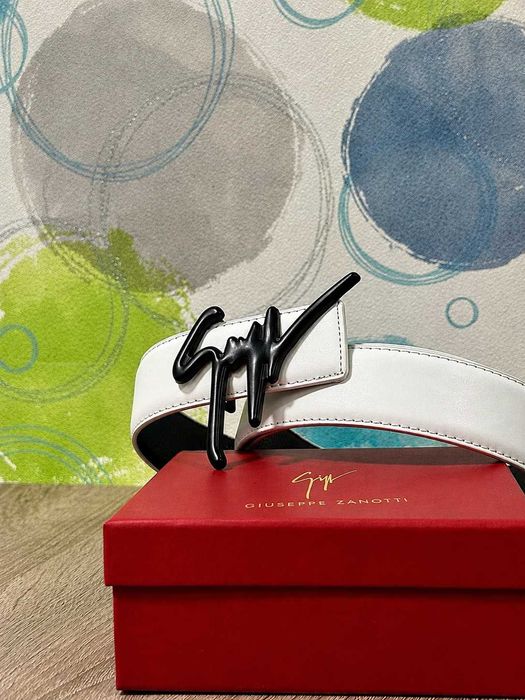 Ремінь, Ремень Giuseppe Zanotti White