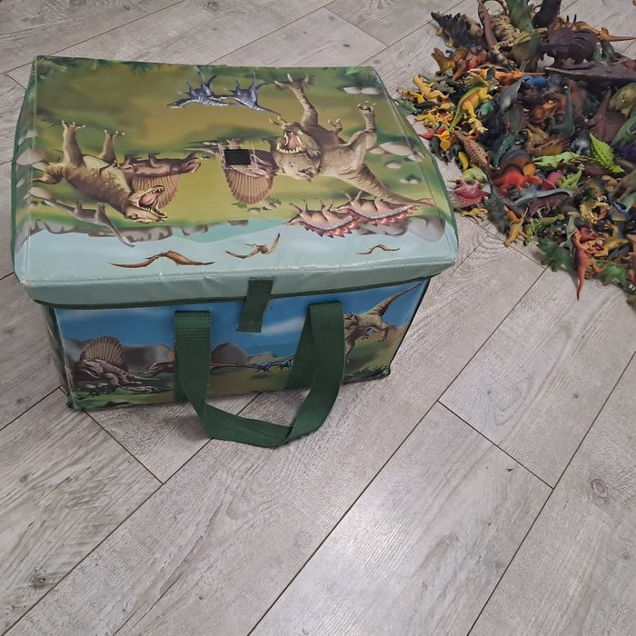 Dinozaury figurki