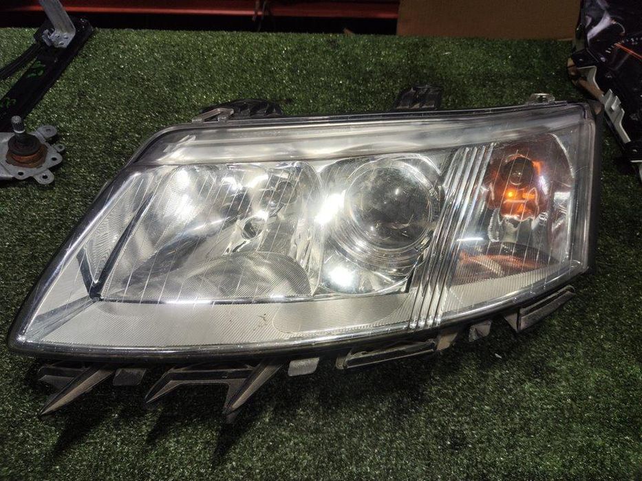 Farol Esquerdo Saab 9-3 Berlina