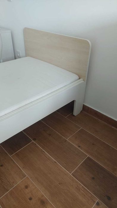 Cama de criança extensível com colchão