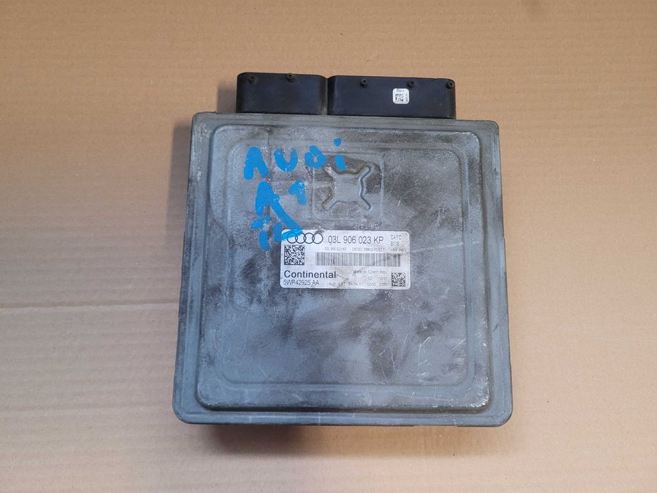audi a1 komputer sterownik silnika 03L906023KP