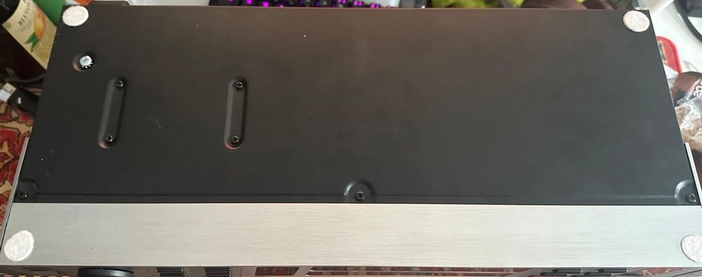 Behringer Eliminator Sprzężeń FBQ 2496