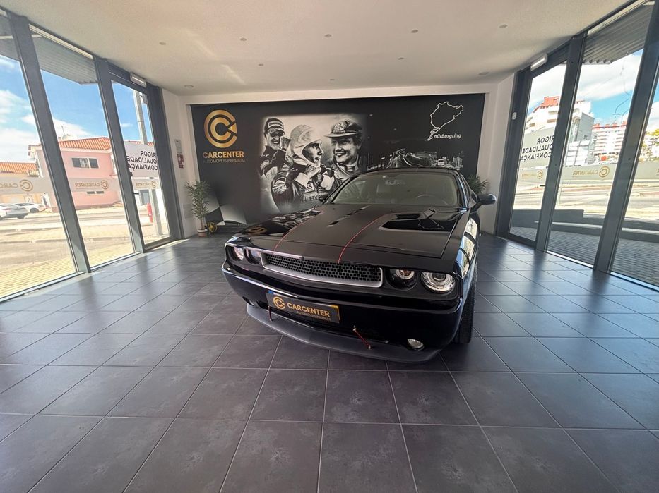 Dodge Challenger