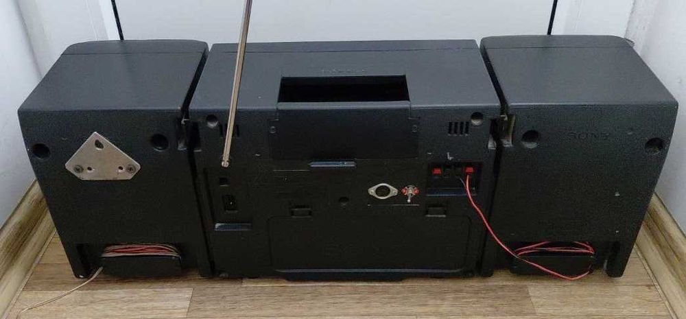 Магнитофон SONY CFS-W435S