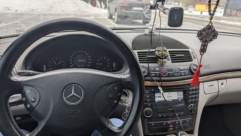 Продам мерседес бенс