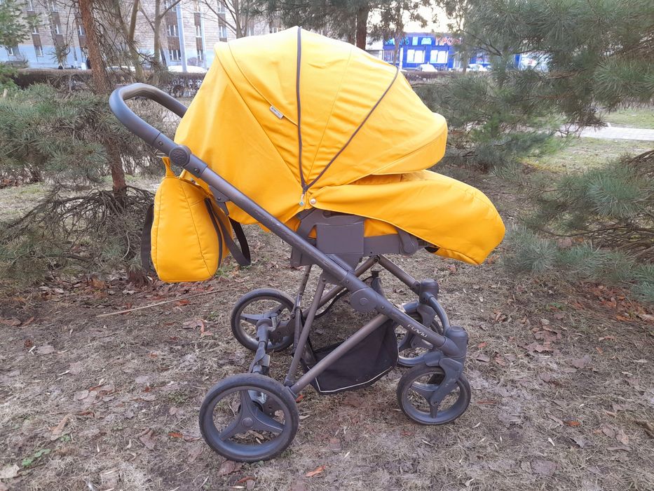 Коляска универсальная 2 в 1 Bebetto Flavio