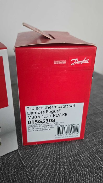 Zestaw termostatyczny Danfoss z głowicą Regus prosty 015G5308
