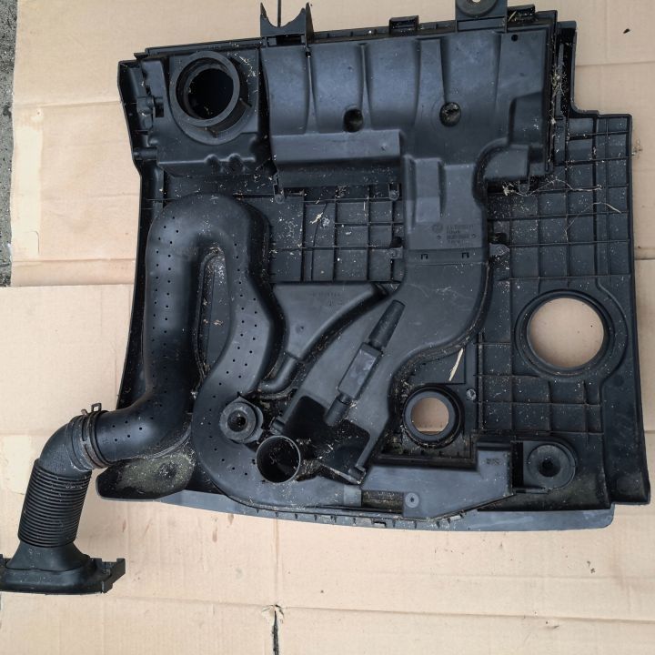 alt