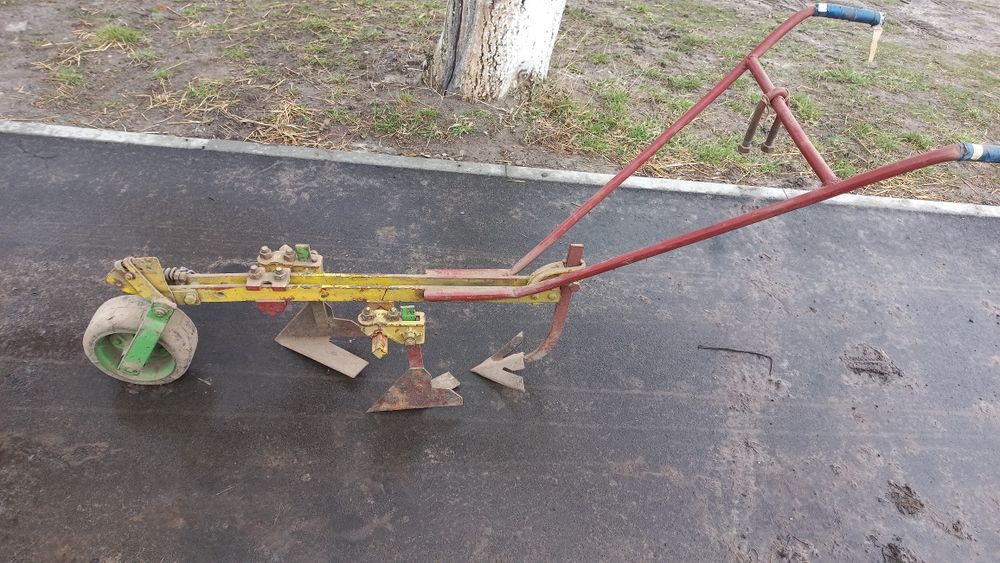 підрихлювач для городу