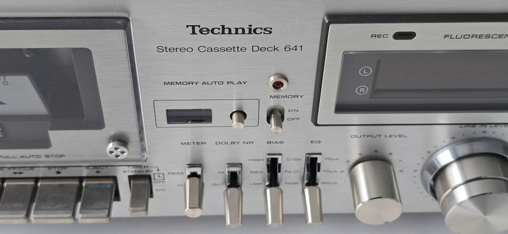Magnetofon kasetowy Deck Technics Stereo Cassette Deck RS-641