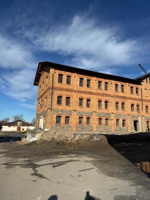 Продаж комплексу комерційна нерухомість м.Полонне