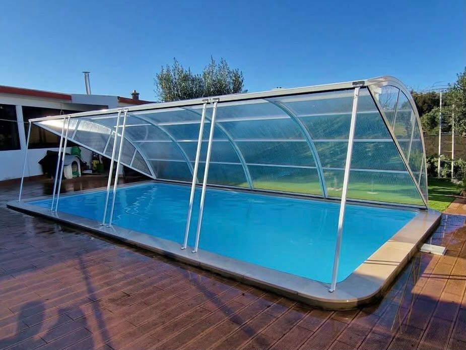 Cobertura piscina com disponibilidade imediata