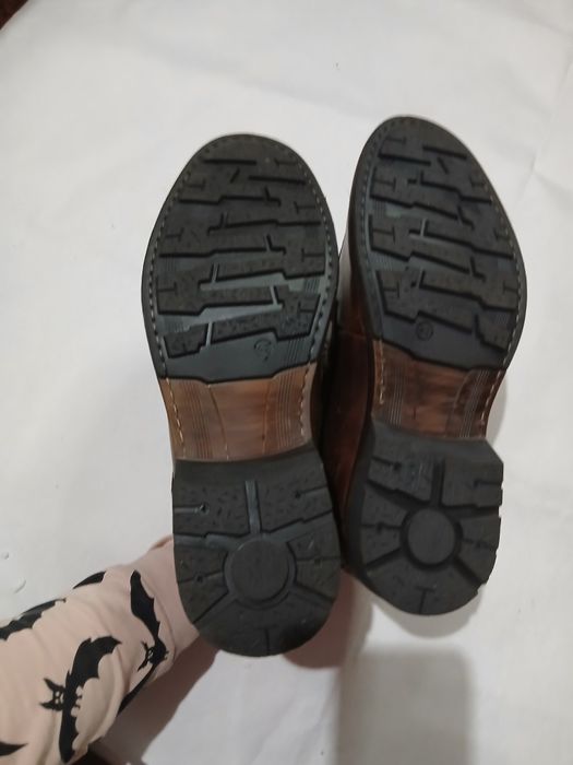 Шкіряні черевики  42р