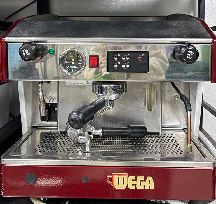 АКЦИЯ! Профессиональная кофемашина Wega 1GR. Италия