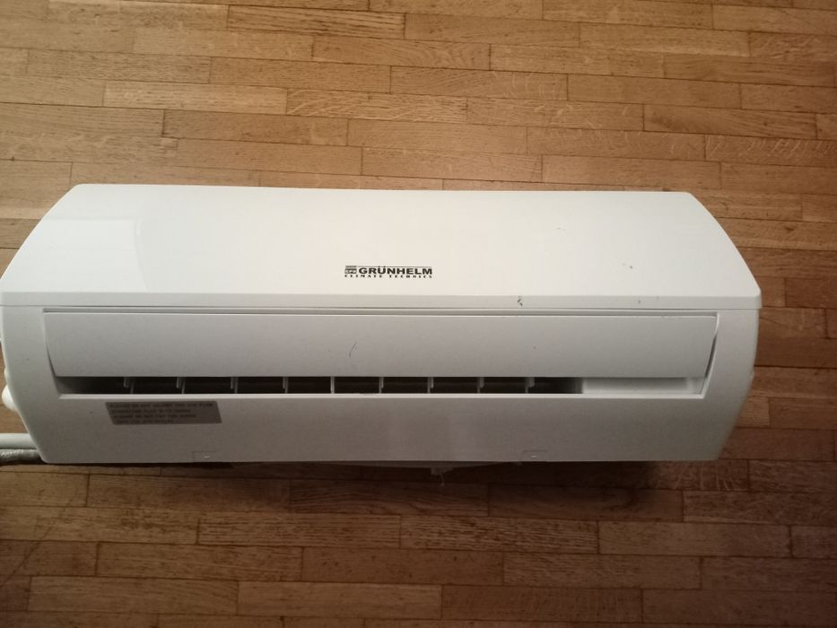 Продам Б/У кондиционер с функцией обогрева, водонагревательный бак 80л.