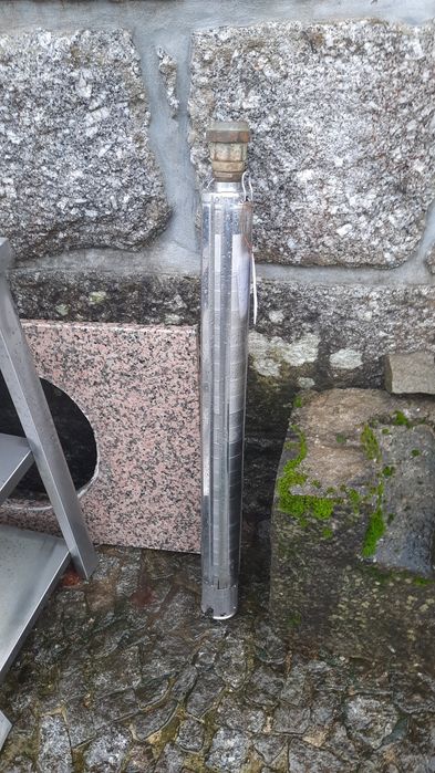 Bombas de agua para furo ou poço para 100m.
