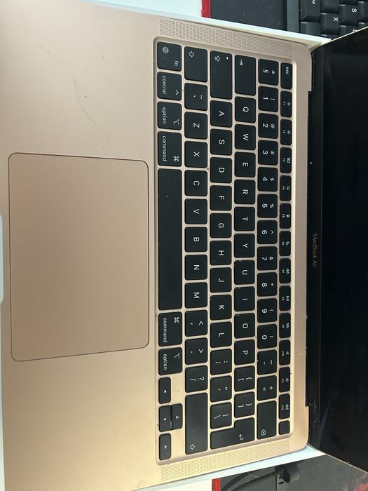 MacBook Air M1 (8/256GB) – USZKODZONY EKRAN, Baza Sprawna
