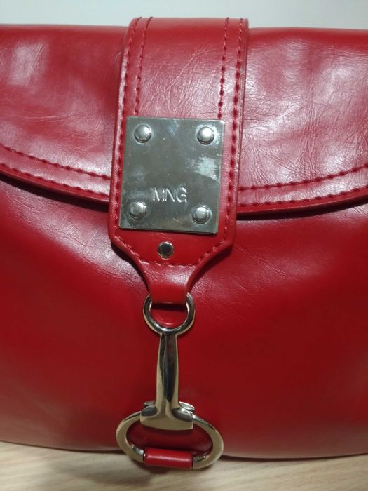 Mala de mão em pele sintéctica da marca Mango