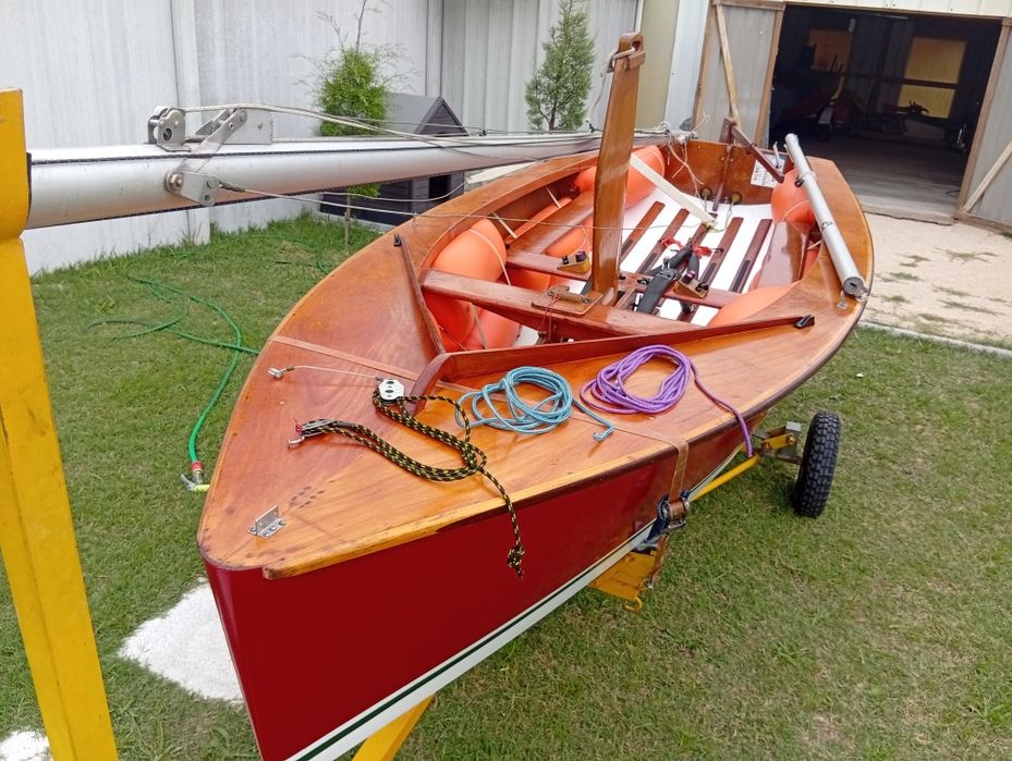 Barco à vela  - Vaurien