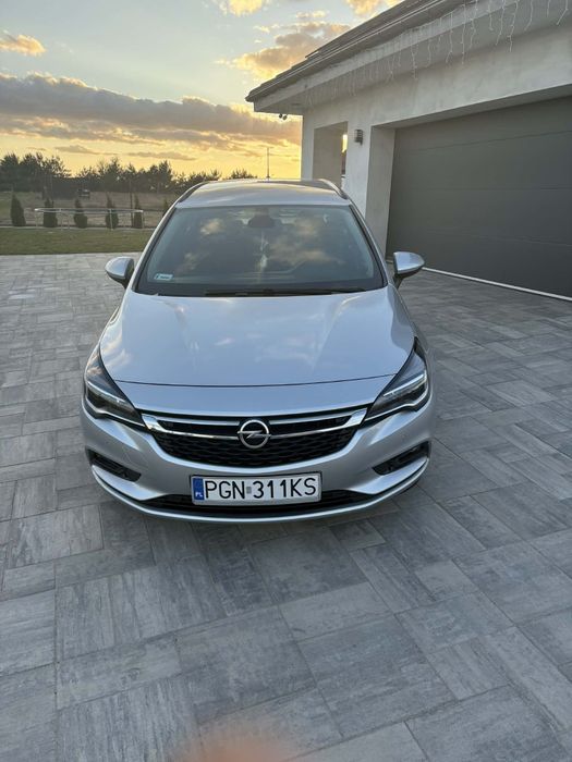 Opel Astra kombi diesel piękny stan