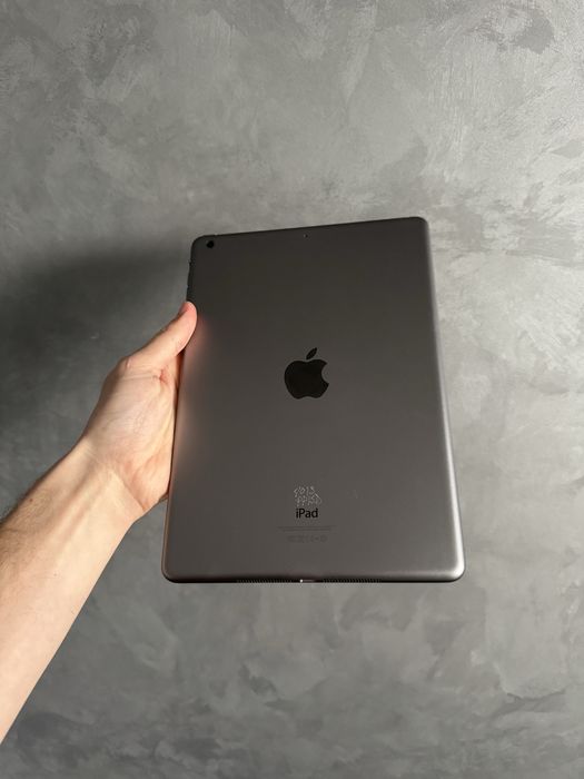Apple iPad Air 1 16Gb Wi-Fi Планшет Apple