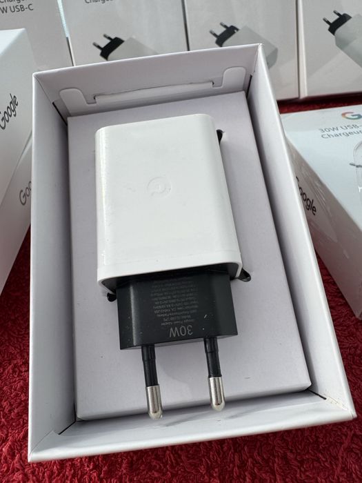 Блок зарядка google pixel 8 pro 30W, Гугл піксель 30 ват Євро