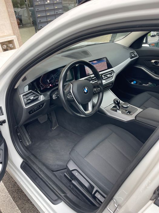BMW 320 — fotografia 12