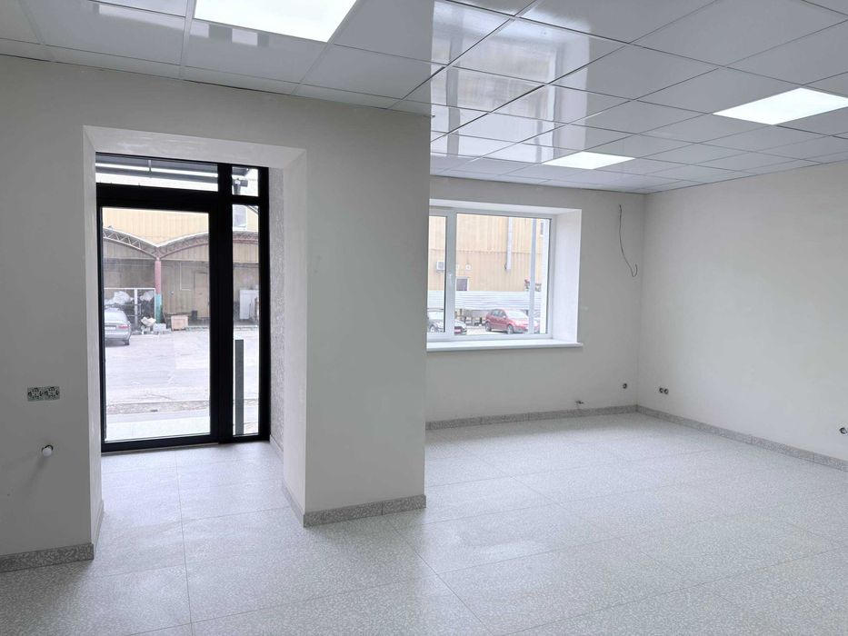 Оренда приміщення з новим ремонтом. 52м2. Левада.