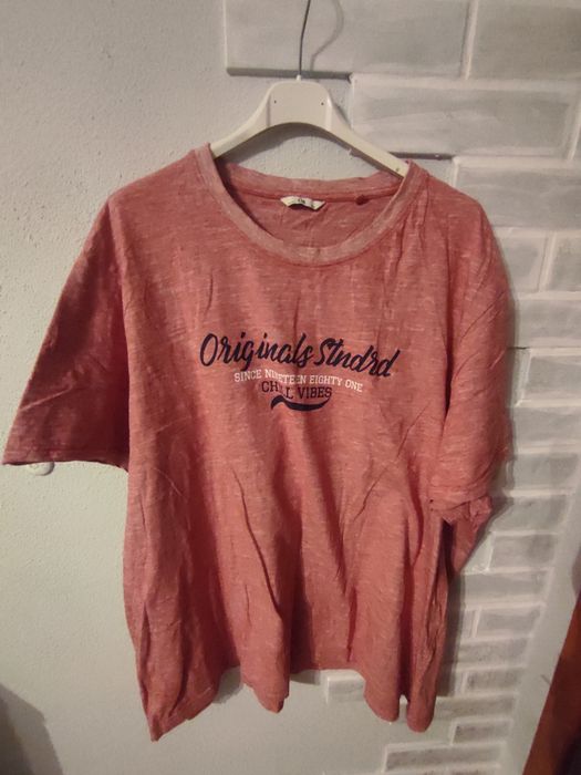 Sprzedam t-shirt bawełniany męski