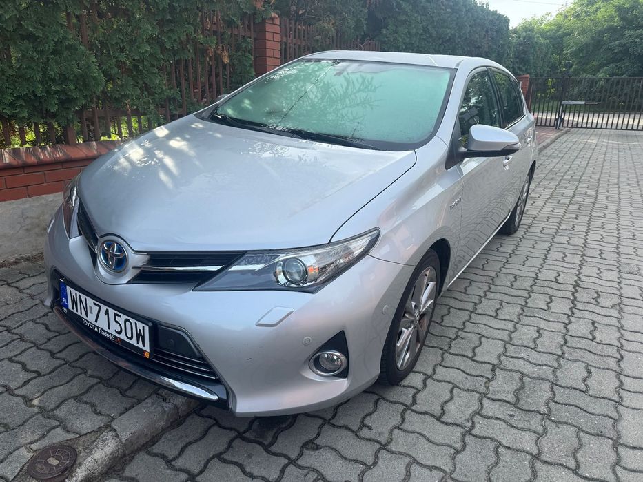Toyota Auris 1.8 Hybryda tylko 124000km