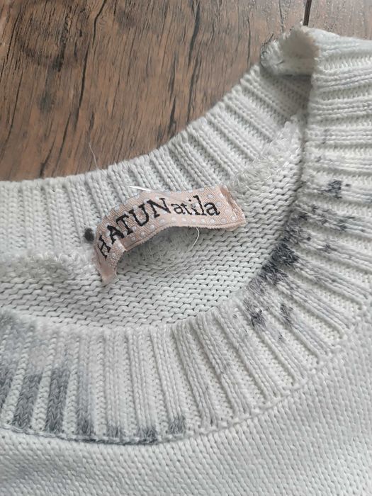 Przepiękny sweter damski M