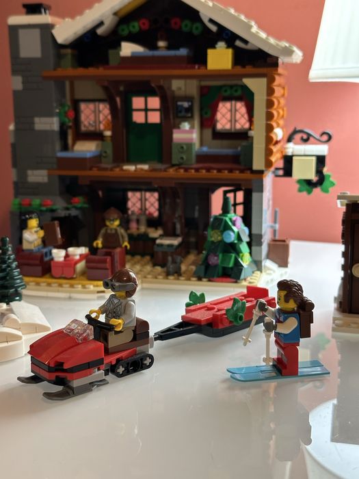 Lego Alpine Lodge - Winter Village Collection
