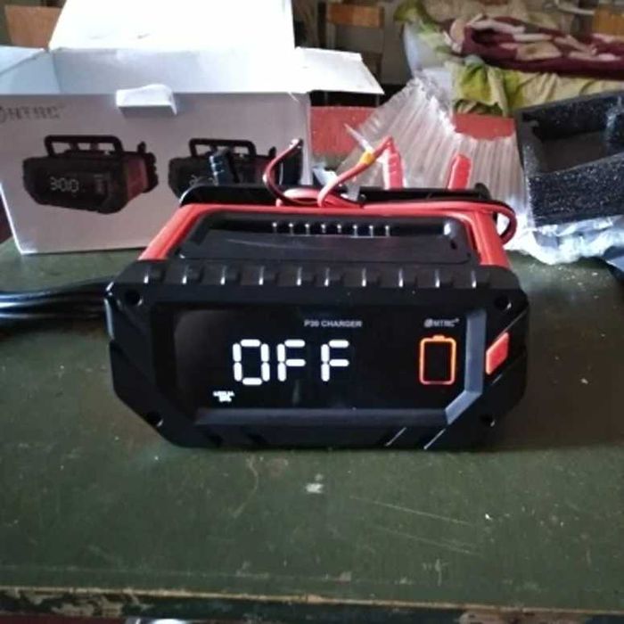 Автомобильное зарядное авто устройство HTRC 30 A для аккумуляторов