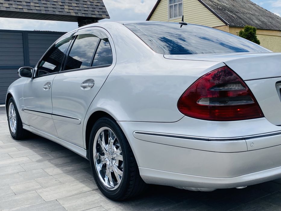 К вашему вниманию в породаже Mercedes Benz  надёжный конфортный w211 2003 года