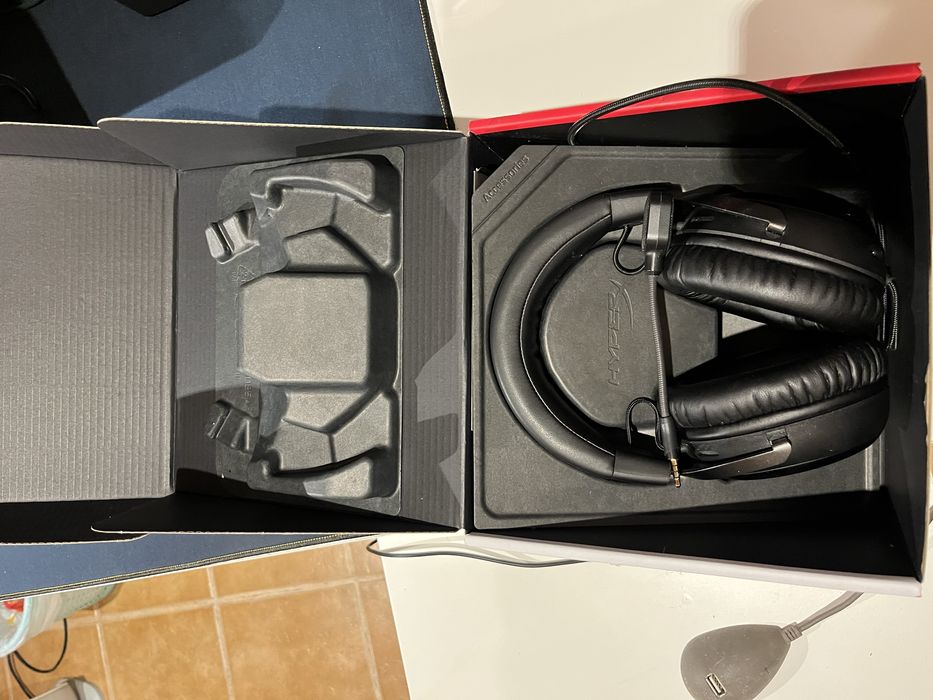 HyperX Cloud 3 with warranty64752173943554121