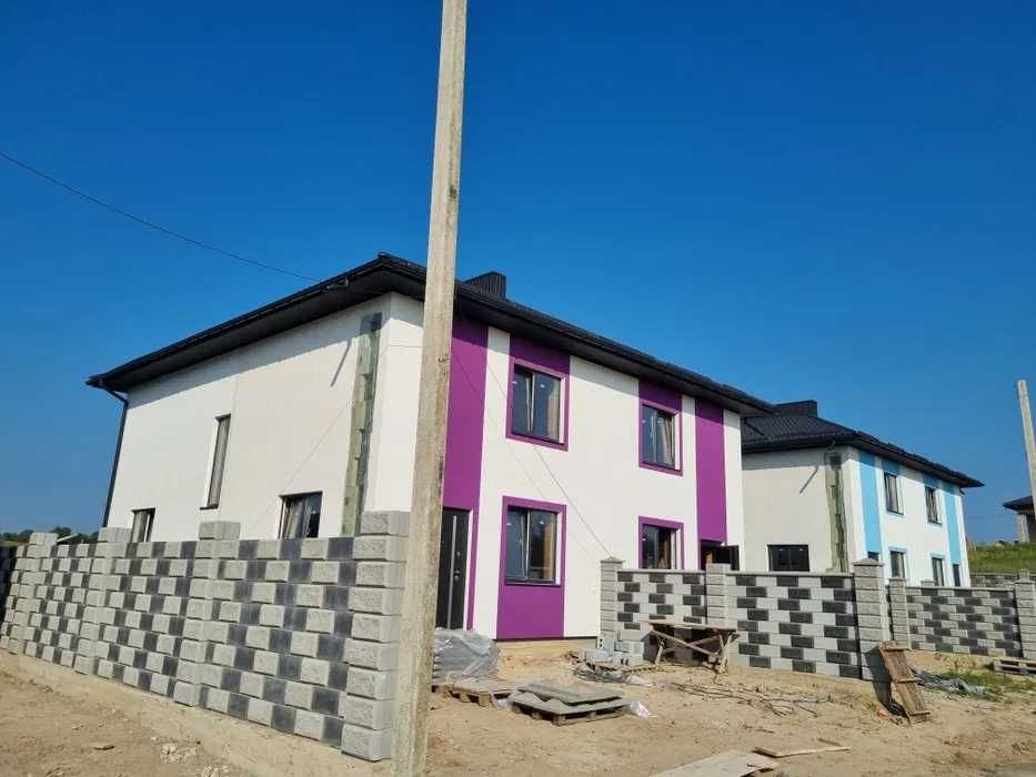 Котедж, частина будинку, житло, дім