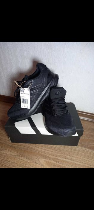 Кросівки Adidas. Нові