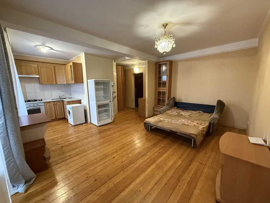 +Продам 1 ком.квартиру ул.Нижнеднепровская 16000 дол.