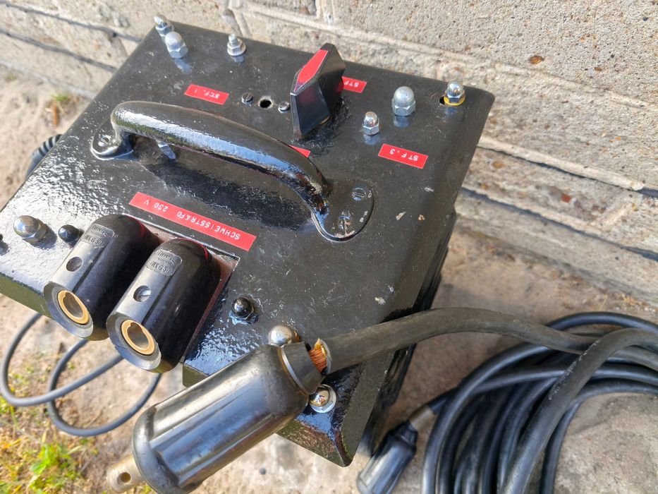 Spawarka transformatorowa 230V  przewody spawalnicze 8m Spawarka / transformator spawalniczy