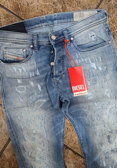 Jeansy męskie diesel.